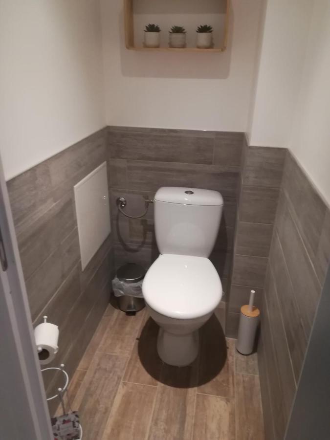 Appartement Calme Saint-Maixent-lʼÉcole Екстериор снимка