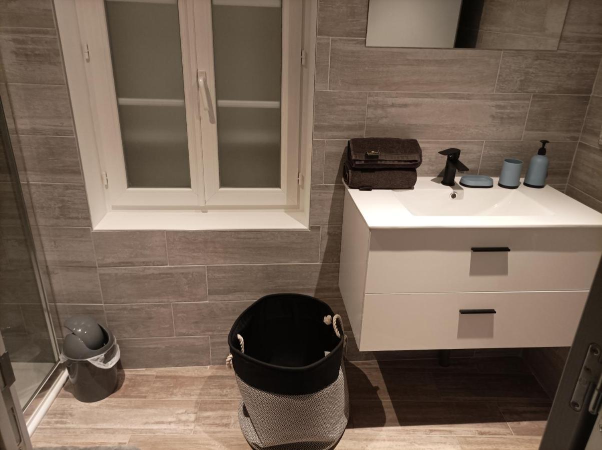 Appartement Calme Saint-Maixent-lʼÉcole Екстериор снимка